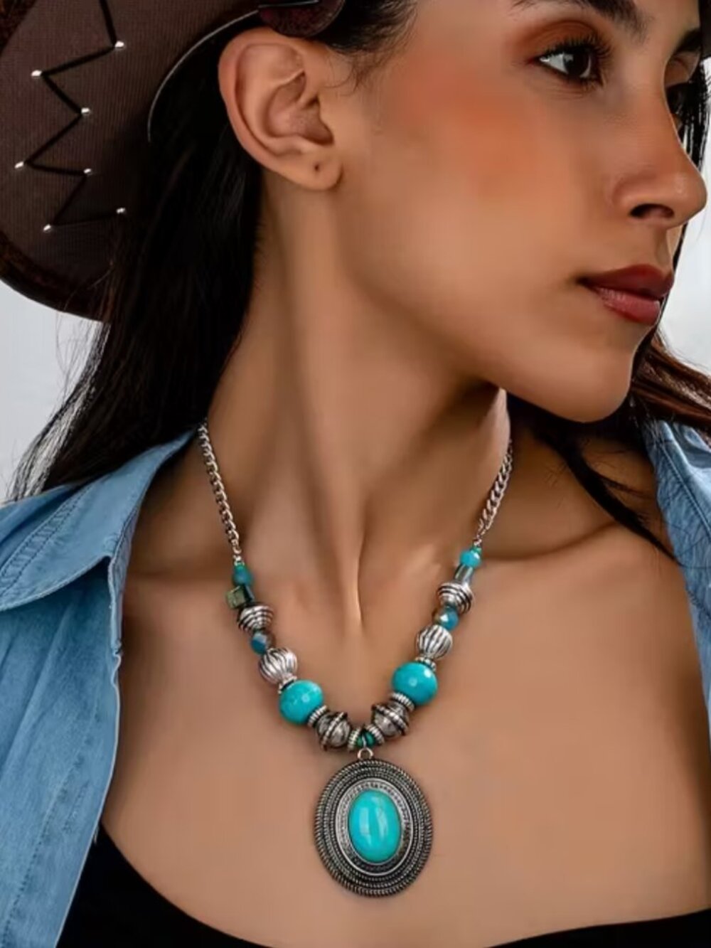 Vintage Boho Southwestern Turquoise Statement Necklace Silver-Tone Beaded